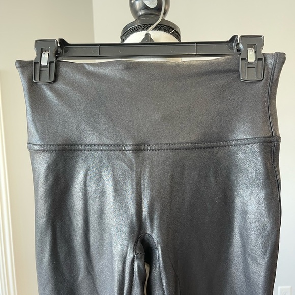 Spanx size medium leggings work out support layer athleisure shapewear black EUC - Picture 5 of 8